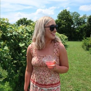 Meet your Posher, Olivia